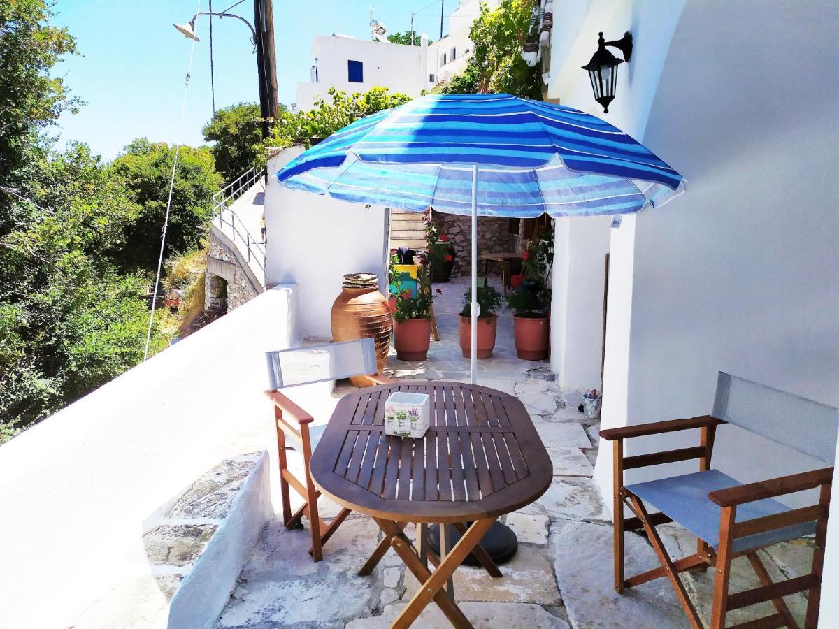 Koronos Traditional Family House, Ground Floor With Yard מראה חיצוני תמונה