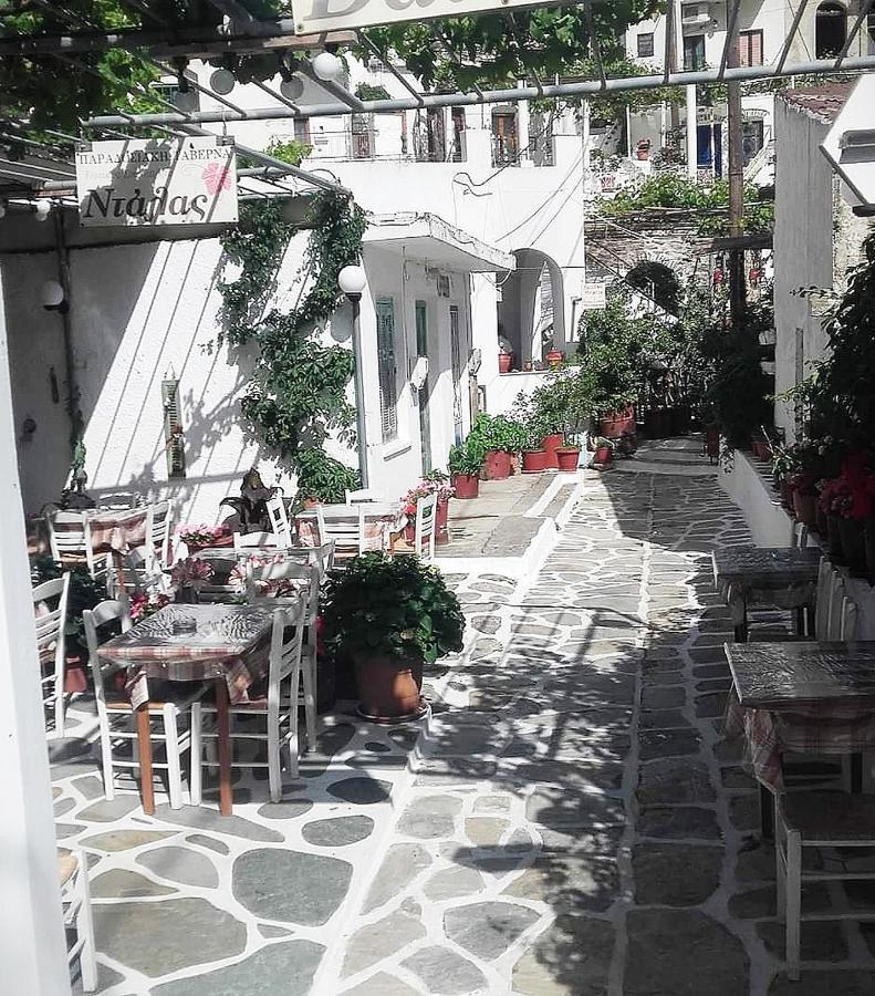 Koronos Traditional Family House, Ground Floor With Yard מראה חיצוני תמונה